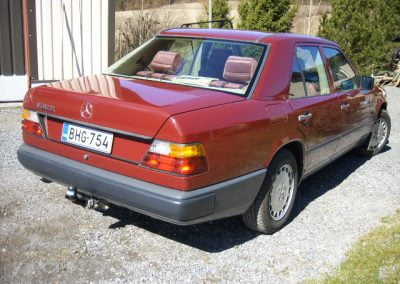 Mercedes Benz 230E, vm.1986