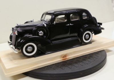 Studebaker 1937, 1:18